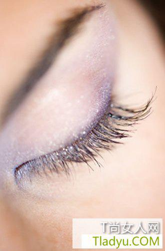 圣誕節亮片妝 Party閃出光彩