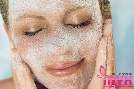 護膚6大誤區(qū)整理 護膚細節(jié)誤區(qū)導致問題肌膚