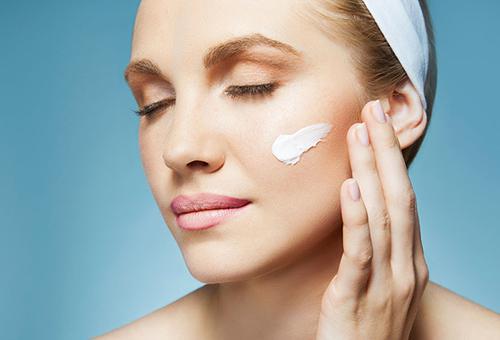 臉上紅血絲怎么引起的 改善紅血絲的方法有哪些？