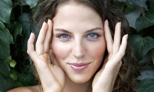 看起來比同齡人還顯老?女人如何對抗早衰-易網健康養生網 看起來比同齡人還顯老?女人如何對抗早衰