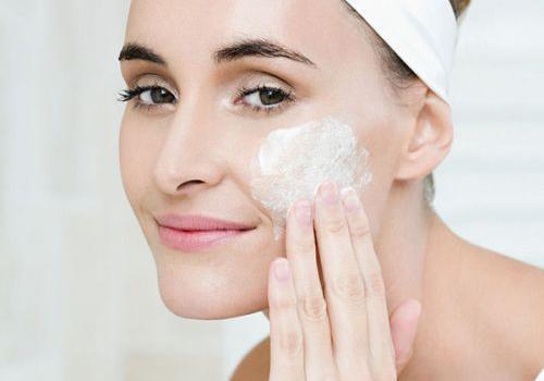 脂肪粒怎么去除 脂肪粒去除方法-易網健康養生網 脂肪粒怎么去除 脂肪粒去除方法