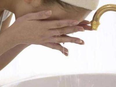 正確的洗臉方法有哪些？三大最傷臉的錯誤洗臉法中招要改正