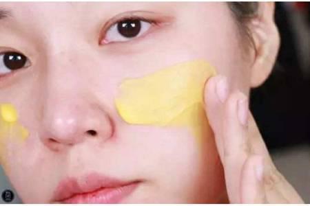 去除面部痤瘡的四個偏方,肌膚長痘的護理方法-易網<a href=http://m.henggaotouzi.com/ target=_blank class=infotextkey>健康養生</a>網 去除面部痤瘡的四個偏方,肌膚長痘的護理方法