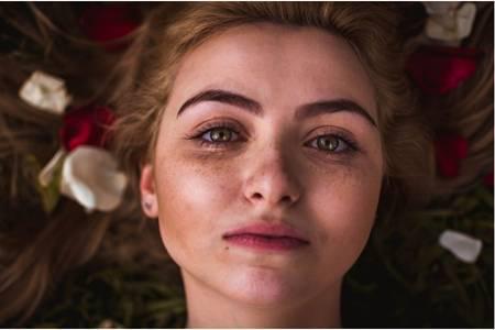 光子嫩膚的危害缺陷，女性做醫美光子嫩膚停了會怎樣