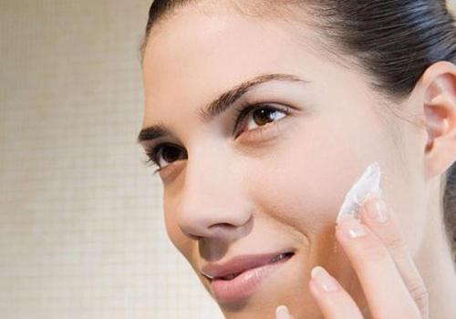 抗老護(hù)膚品是越貴越好嗎？抗衰老需要怎么做