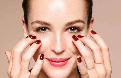 面霜和眼霜的使用順序 眼霜怎么使用