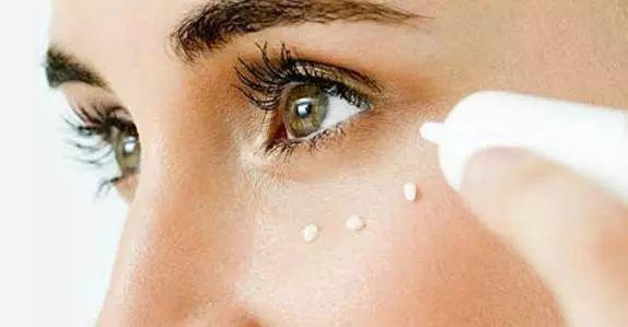 怎樣消除眼部細紋 做到這幾點有效改善細紋