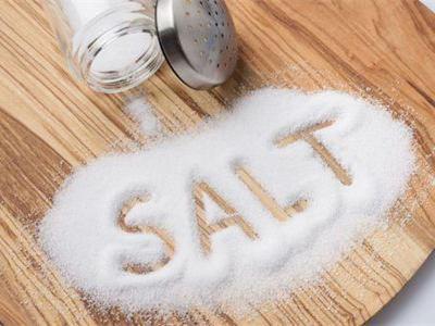 常用鹽水洗臉有什么好處 這4個好處了解一下