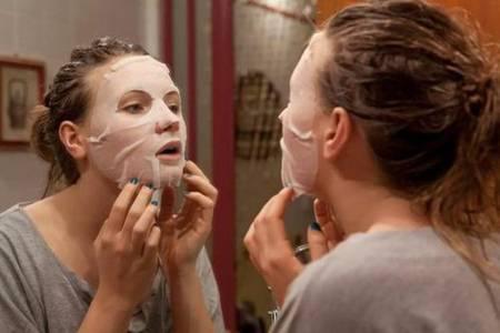 敷面膜的最佳時間，女生怎么用面膜效果最好