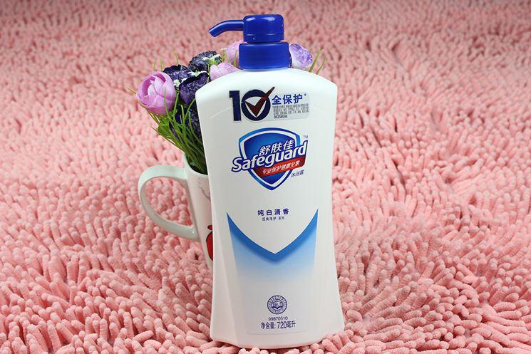 沐浴露可以用來洗臉嗎?沐浴露洗臉的后果-易網健康<a href=http://m.henggaotouzi.com/jkys/ target=_blank class=infotextkey>養生</a>網 沐浴露可以用來洗臉嗎?沐浴露洗臉的后果