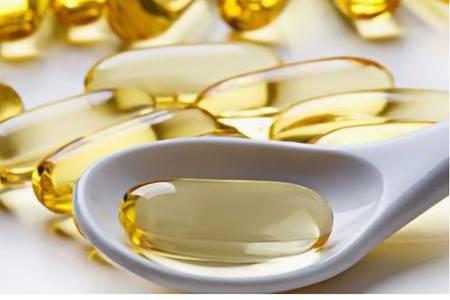 用維e擦臉半年后皮膚的變化，維E乳的五大美容功效