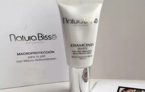 如何選防曬霜有關防曬的一些小常識你清楚嗎