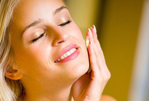 皮膚黃怎么調(diào)理能變白 多吃這5種食物可提亮膚色