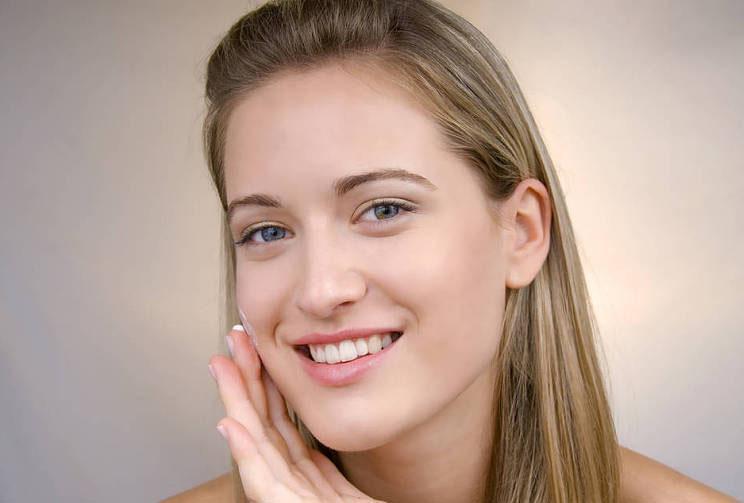 皮膚黃是什么原因導致的？皮膚黃如何美白