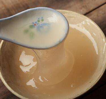 女人每天吃葛根粉好嗎，能養顏護膚！