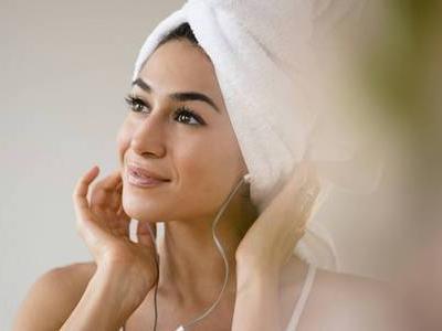 日常快速美白的方法，女性亮白皮膚的六個(gè)妙招