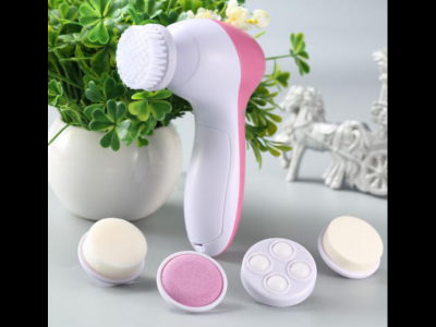 手動洗臉刷怎么用？洗臉刷必須多長時間用一次最好是？