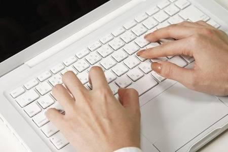 手部美白最快的方法是什么  3個(gè)手部美白的小竅門(mén)讓你快速變白