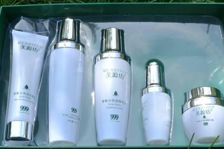 保濕爽膚水的用法是什么  女人在家如何自制保濕爽膚水