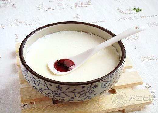 喝牛奶要注意 10種錯誤喝法如同服毒 喝牛奶要注意 10種錯誤喝法如同服毒