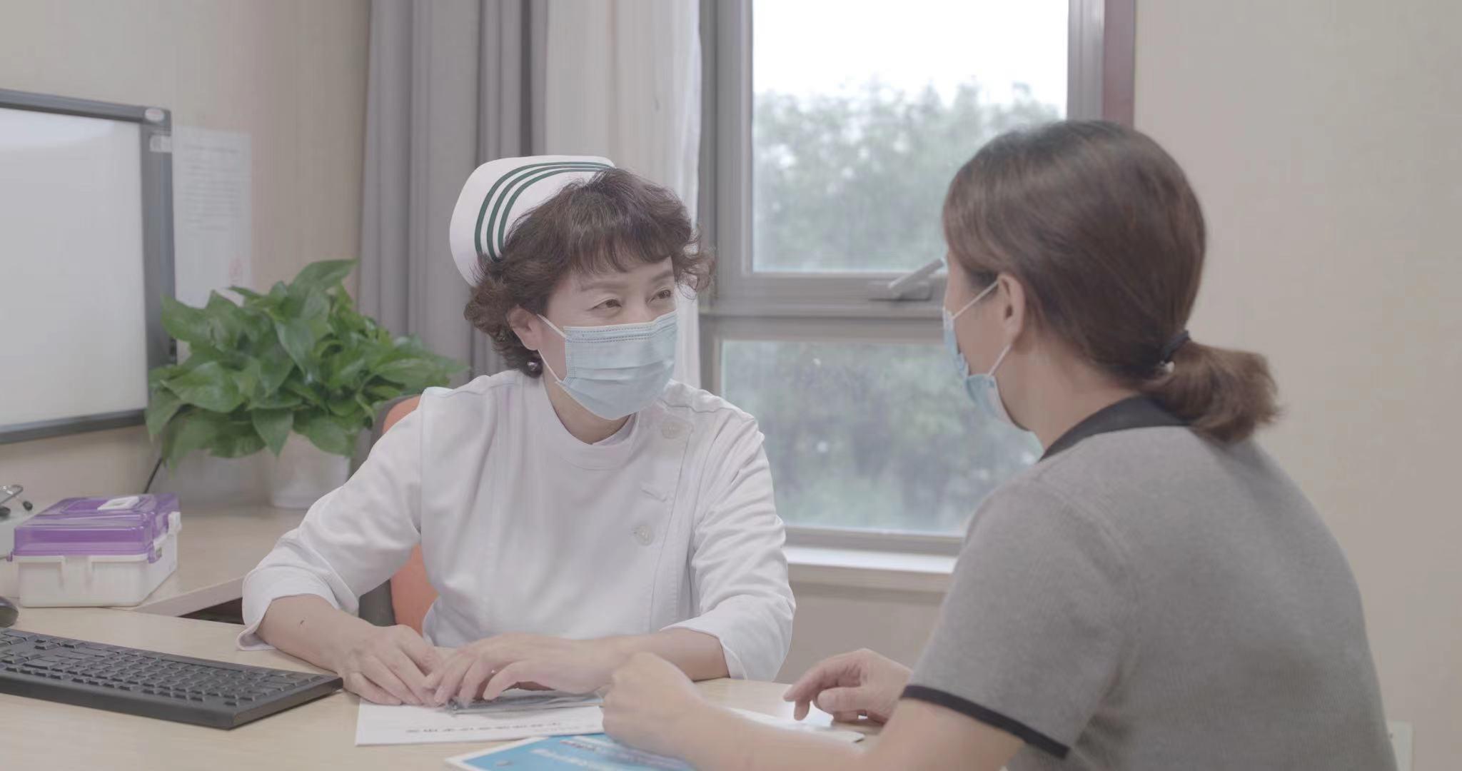 誰在承載生命之重：護士節，傾聽白衣天使們的“心聲”