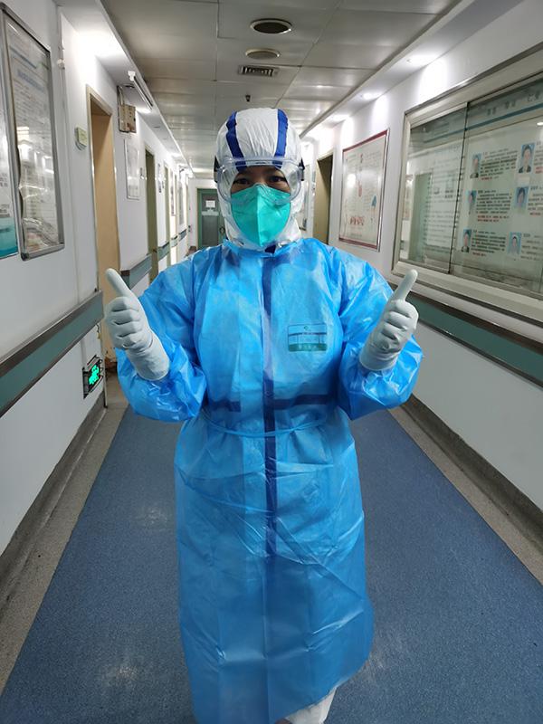 誰在承載生命之重：護士節，傾聽白衣天使們的“心聲”