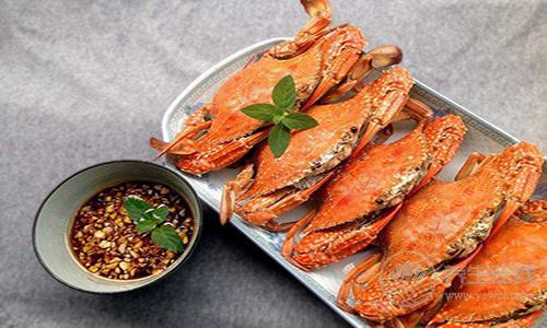 秋季飲食謹記六禁忌 吃太多蟹暴飲暴食