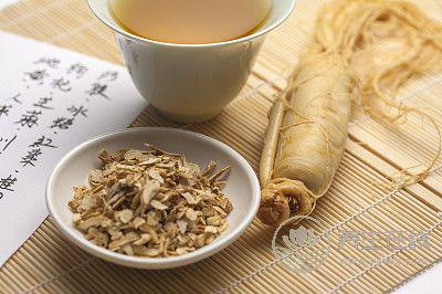 老人夏季消暑喝什么？試試4個(gè)食療方