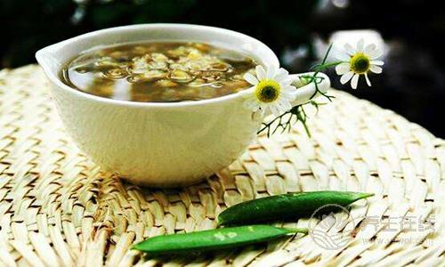 夏季喝綠豆湯七禁忌 空腹時不能喝綠豆湯 夏季喝綠豆湯七禁忌 空腹時不能喝綠豆湯