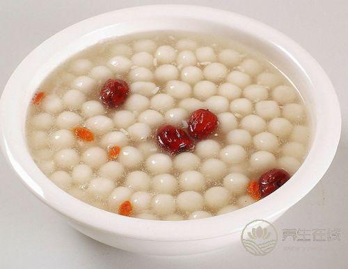 老人家冬至吃餃子湯圓要注意養(yǎng)胃護(hù)胃