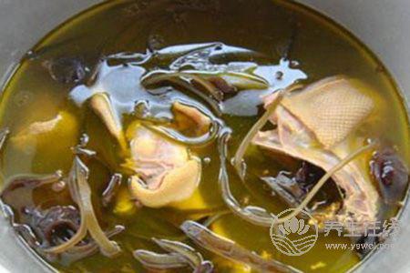 秋季吃什么能去火?