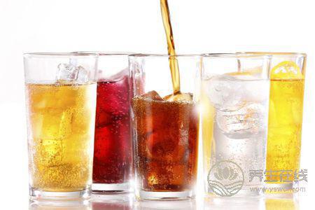 夏季吃冷飲有哪些注意事項(xiàng)?