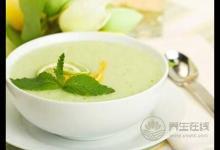 濕為夏之主氣，夏日養(yǎng)生來碗健脾祛濕飲