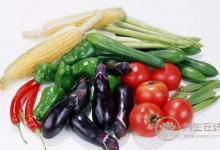 夏天多吃這些食物，能緩解煩躁情緒