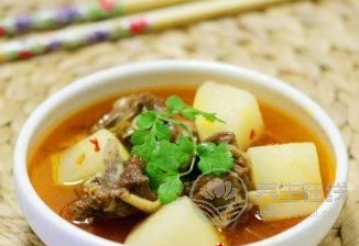 冬至節(jié)氣注重暖胃 四菜一湯暖胃又暖身