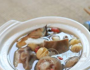 小寒節(jié)氣吃什么養(yǎng)生 四款養(yǎng)生湯幫你補(bǔ)足氣血