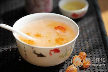 秋季養肺食物有哪些?秋季肺燥的癥狀有哪些?