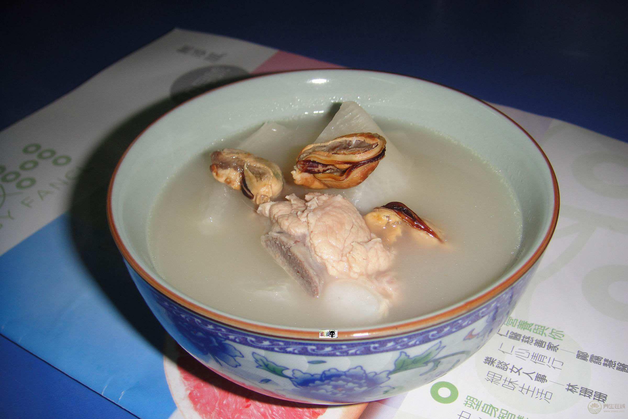 男性秋冬進(jìn)補(bǔ)藥膳 超有效改善腎虛-易網(wǎng)健康<a href=http://m.henggaotouzi.com/jkys/ target=_blank class=infotextkey>養(yǎng)生</a>網(wǎng) 男性秋冬進(jìn)補(bǔ)藥膳 超有效改善腎虛