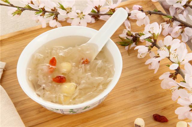 春天吃什么潤肺？潤肺一定要避免這些不良行為