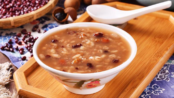 喝粥真的可以養(yǎng)胃嗎 喝粥養(yǎng)胃小心4大誤區(qū)