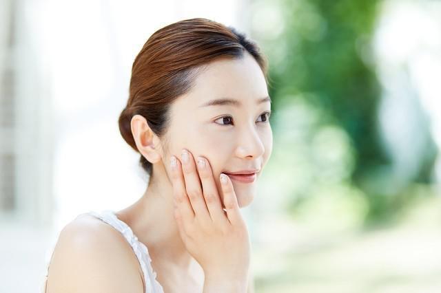 秋季怎么補充膠原蛋白,掌握方法很關鍵-易網<a href=http://m.henggaotouzi.com/ target=_blank class=infotextkey>健康養生</a>網 秋季怎么補充膠原蛋白,掌握方法很關鍵