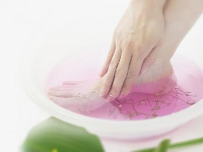 辣椒泡腳能祛濕嗎，泡腳也要謹慎為之
