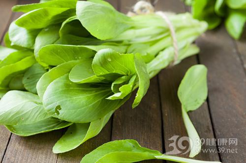 護眼不是只有紅蘿卜 吃菠菜防青光眼
