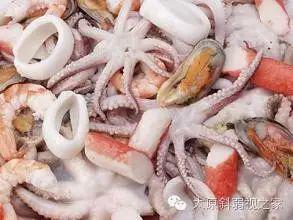 眼睛干澀疲勞，飲食與按摩兩步保健