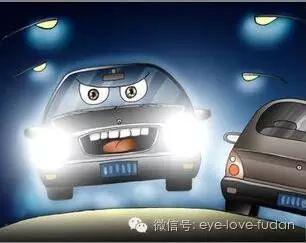 開車的人注意了，遠光燈的危害你知道嗎？