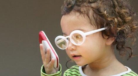 經(jīng)常揉眼睛小心引起散光 經(jīng)常揉眼睛小心引起散光