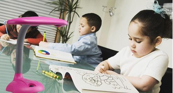 在校學(xué)生如何有效預(yù)防近視的發(fā)生？