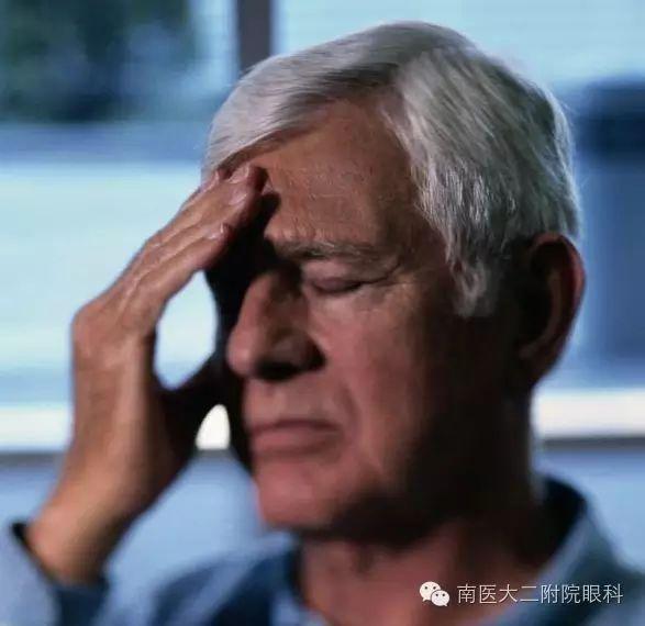 高血壓病人易出現(xiàn)眼底出血