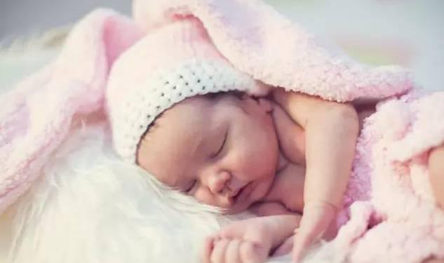 寶寶睡覺總是不安份怎么辦？