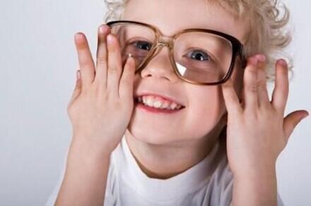 眼疲勞引發多種眼病，眼保健操來護眼